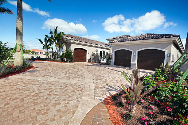 Best Interlocking Driveway Pavers  in Mango, FL